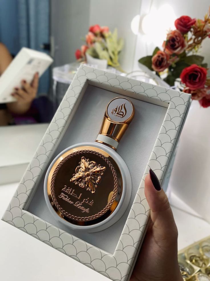 Perfume Fakhar Rose, Lattafa